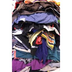 Vue Wolkat Taza Recycled Textile Apron tablier de couleur bleu| Krokrodeal