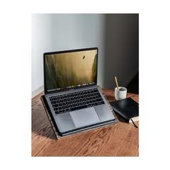 Vue Gusta Support pour ordinateur portable de couleur marron| Krokrodeal