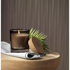 Vue Wooosh Scented Candle Hidden Fig bougie parfumée de couleur marron| Krokrodeal