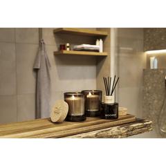 Vue Wooosh Scented Candle Hidden Fig bougie parfumée de couleur marron| Krokrodeal