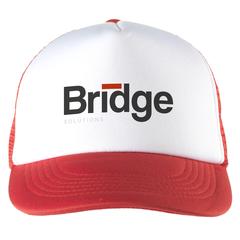 Vue Trucker casquette de couleur rouge| Krokrodeal