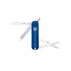 Vue Victorinox Classic SD couteau de poche de couleur bleu| Krokrodeal