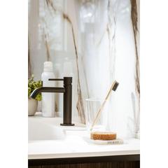 Vue Bamboo Toothbrush de couleur marron| Krokrodeal