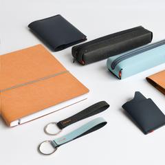 Vue Recycled Leather Cardholder porte-cartes de couleur bleu| Krokrodeal