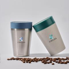 Vue Circular&Co Recycled Stainless Steel Coffee Cup 227 ml de couleur bleu| Krokrodeal