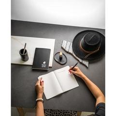 Vue générale Carnet A5 avec couverture resistante à l'eau - Queiros | Krokrodeal