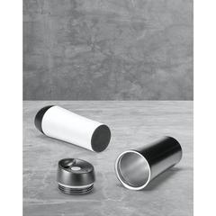 Vue générale Mug de voyage 470mL en acier inox et PP - Monarda | Krokrodeal