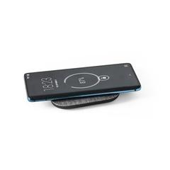 Vue Chargeur sans fil 100% en rPET - Renewal charger de couleur gris| Krokrodeal