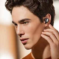 Vue Chargeur sans fil en zinc et ecouteurs sans fil en métal et ABS - Descry de couleur gris| Krokrodeal