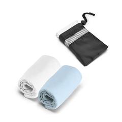 Vue générale Serviette de sport en microfibre avec pochette 190T (210 g/m²) - Travis | Krokrodeal