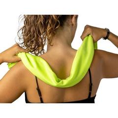 Vue Serviette de sport en rPET avec pochette en non-tissé - Bernal de couleur vert| Krokrodeal