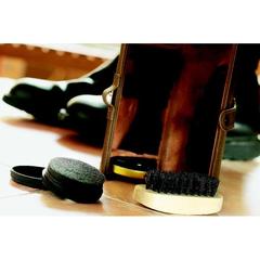 Vue Nécessaire à chaussures - Gentleman de couleur marron| Krokrodeal