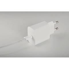 Vue Chargeur USB 20W 2 ports, prise EU - Plugme de couleur blanc| Krokrodeal