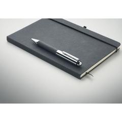 Vue Carnet en cuir recyclé et stylo - Eleganote de couleur noir| Krokrodeal