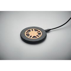 Vue Chargeur sans fil 15W - Maticless de couleur marron| Krokrodeal