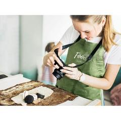 Vue Tablier de cuisine en chanvre - Naima apron de couleur vert| Krokrodeal