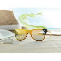 Vue Lunettes de soleil - Aloha de couleur jaune| Krokrodeal