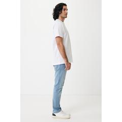 Vue T-shirt coupe décontractée en coton recyclé Iqoniq Kakadu de couleur blanc| Krokrodeal