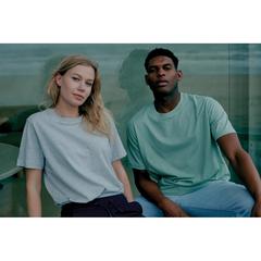 Vue T-shirt coupe décontractée en coton recyclé Iqoniq Kakadu de couleur vert| Krokrodeal