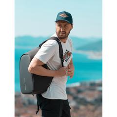 Vue Sac à dos antivol Bobby Hero Small de couleur noir| Krokrodeal