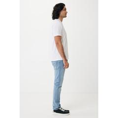 Vue T-shirt léger en coton recyclé Iqoniq Sierra de couleur blanc| Krokrodeal