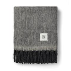 Vue VINGA Plaid en laine mélangée Saletto de couleur gris| Krokrodeal