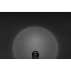 Vue Torche robuste rechargeable par USB en aluminium recyclé RCS de couleur noir| Krokrodeal