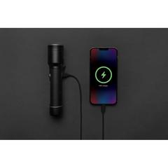 Vue Torche robuste rechargeable par USB en aluminium recyclé RCS de couleur noir| Krokrodeal