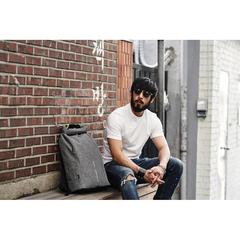 Vue Sac à dos antivol et anti-lacération Urban de couleur gris| Krokrodeal