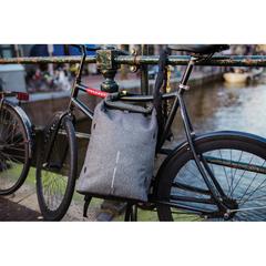 Vue Sac à dos antivol et anti-lacération Urban de couleur gris| Krokrodeal