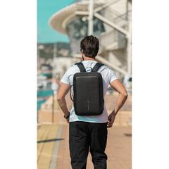 Vue Bobby Bizz sac à dos et sacoche antivol de couleur noir| Krokrodeal