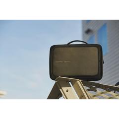 Vue Bobby Bizz sac à dos et sacoche antivol de couleur noir| Krokrodeal