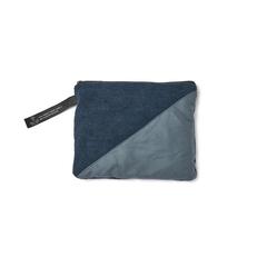 Vue VINGA Serviette sèche active RPET GRS de couleur bleu| Krokrodeal