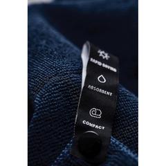 Vue VINGA Serviette sèche active RPET GRS de couleur bleu| Krokrodeal