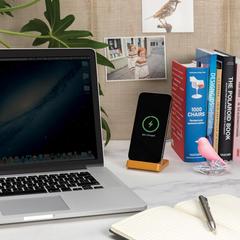 Vue Support téléphone à induction 5W en bambou FSC de couleur marron| Krokrodeal