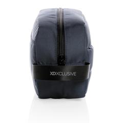 Vue Trousse de toilette Impact en rPET AWARE™ de couleur bleu| Krokrodeal