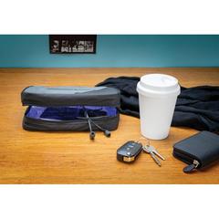 Vue Pochette de stérilisation UV-C portable de couleur gris| Krokrodeal