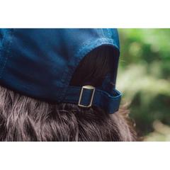 Vue Casquette de sport 6 panneaux en rPET Impact AWARE™ de couleur bleu| Krokrodeal