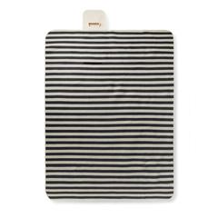 Vue VINGA Couverture de pique-nique grande taille rPET GRS Alba de couleur noir| Krokrodeal