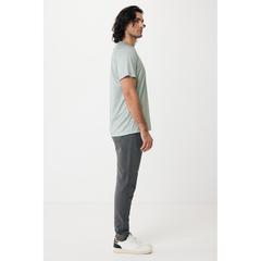 Vue T-shirt sport séchage rapide polyester recyclé Iqoniq Tikal de couleur vert| Krokrodeal