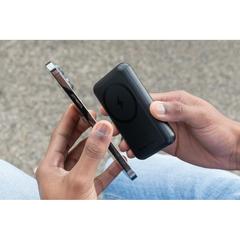Vue Powerbank 10.000mAh en plastique recyclé RCS Urban V Sonoma de couleur noir| Krokrodeal