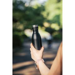 Vue Bouteille d’eau 500ml en acier inoxydable recyclé RCS de couleur noir| Krokrodeal