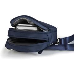 Vue Sac bandoulière Boxy de couleur bleu| Krokrodeal