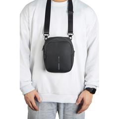 Vue Sac bandoulière Boxy de couleur noir| Krokrodeal