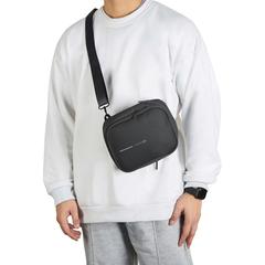 Vue Sac bandoulière Boxy de couleur noir| Krokrodeal