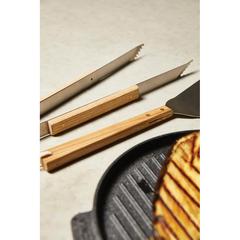 Vue VINGA Pince à barbecue Paso de couleur marron| Krokrodeal