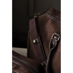 Vue VINGA Trousse de toilette en toile recyclé GRS Bosler de couleur marron| Krokrodeal