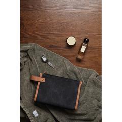Vue VINGA Trousse de toilette en toile recyclé GRS Bosler de couleur noir| Krokrodeal