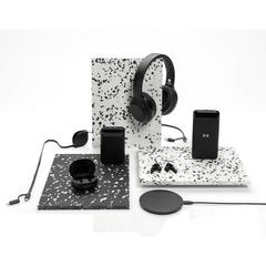 Vue Casque audio en plastique recyclé RCS de couleur noir| Krokrodeal