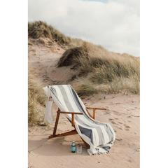 Vue VINGA Drap de bain de soleil Valmer de couleur blanc| Krokrodeal